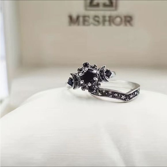 🖤⭐️Celestial Silver black Obsidian 2 piece ring.🖤⭐️ - Picture 11 of 17